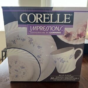 Corelle Blue Fleur Floral White and Blue Dinnerware Set - 20 Piece